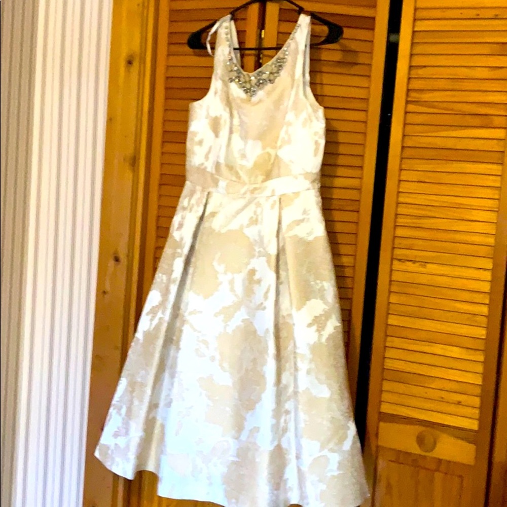 Formal dress cream and gold Eliza J dress